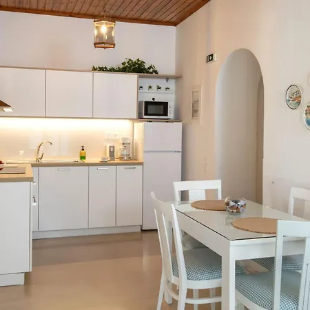 Zwei-zimmer-wohnung Mit Atemberaubender Aussicht By Interhome شقة