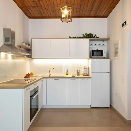Zwei-zimmer-wohnung Mit Atemberaubender Aussicht By Interhome * غماري